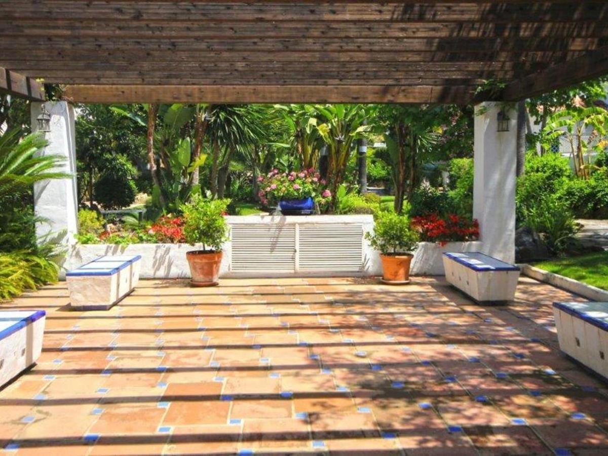 Belvilla By Oyo Golden House Appartamento *
